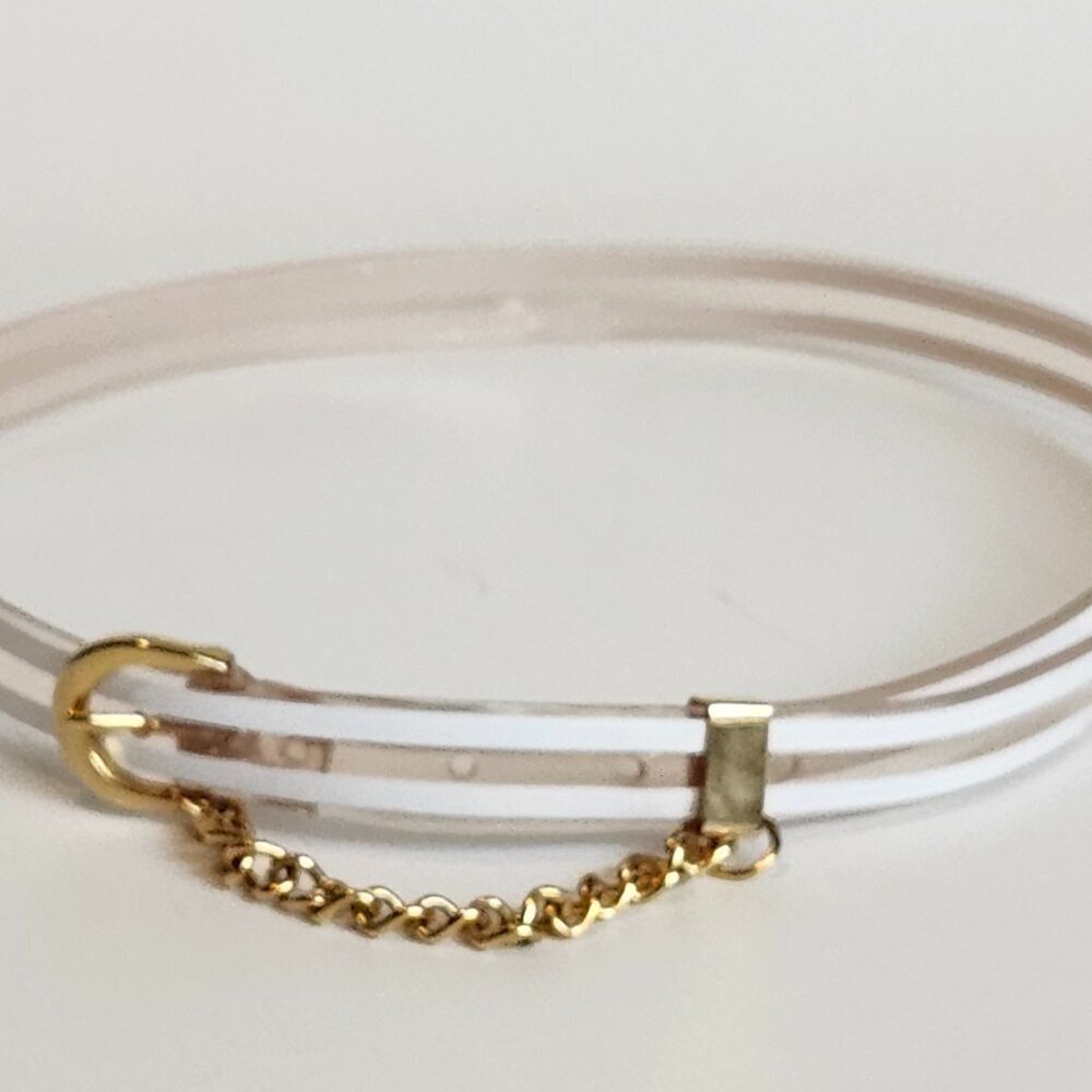 UNIQUE Century CANADA Women's Belt Size 28.5-32.5" SKINNY PVC and White Stripe